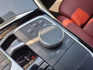 BMW Serie 3 2024 330i Sedan 4p