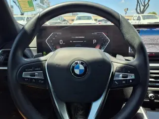 BMW Serie 3 2024 330i Sedan 4p