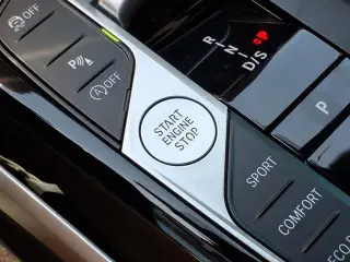 BMW Serie 3 2024 330i Sedan 4p