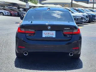 BMW Serie 3 2024 330i Sedan 4p