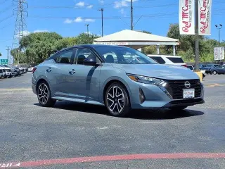 Nissan Sentra 2025 SR 4p Sedan