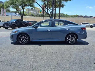 Nissan Sentra 2025 SR 4p Sedan