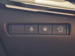 Nissan Kicks 2025 SR 4dr Crossover