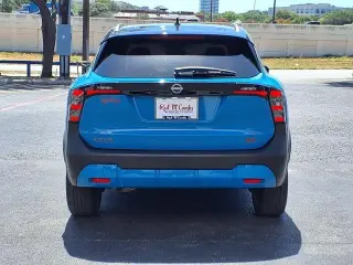 Nissan Kicks 2025 SR 4dr Crossover