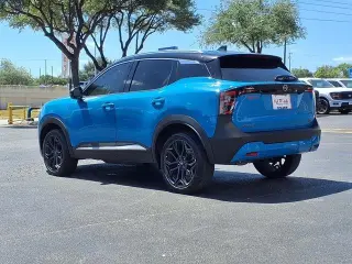 Nissan Kicks 2025 SR 4dr Crossover