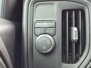 Chevrolet Silverado 1500 2024 4x2 Custom 4p Crew Cab 5.8 ft. SB