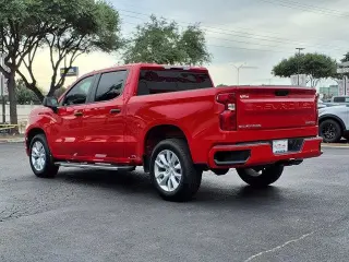 Chevrolet Silverado 1500 2024 4x2 Custom 4p Crew Cab 5.8 ft. SB