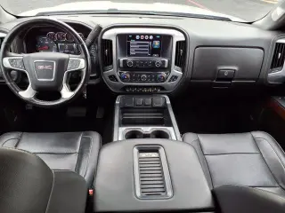 GMC Sierra 1500 2018 4x4 SLT 4p Camioneta Cabina Completa 5.8 pies. CB