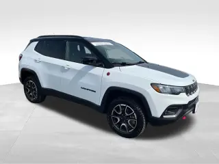 Jeep Compass 2025 4x4 Trailhawk 4p SUV