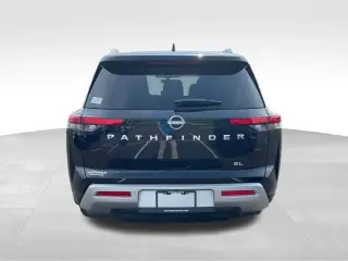 Nissan Pathfinder 2025 SL 4p SUV