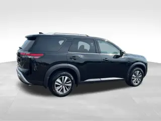 Nissan Pathfinder 2025 SL 4p SUV
