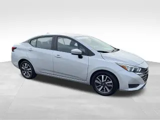 Nissan Versa 2024 SV 4p Sedan
