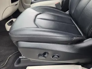 Chrysler Pacifica 2024 Touring L 4p Minivan