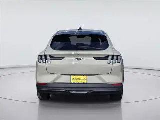 Ford Mustang Mach-E 2025 Select SUV 4p.