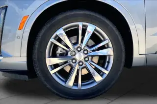 Cadillac XT6 2023 Premium Luxury 4dr SUV