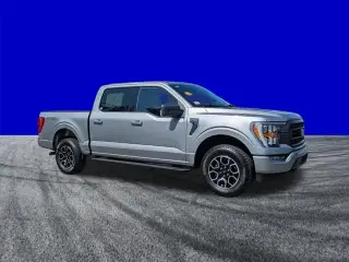 Ford F-150 2023 4x4 XLT 4p SuperCrew 5.5 ft. SB