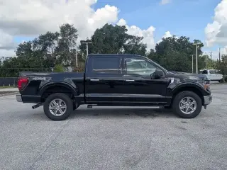 Ford F-150 2025 4x4 XLT 4p SuperCrew 5.5 ft. SB
