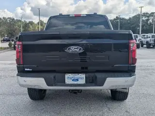 Ford F-150 2025 4x4 XLT 4p SuperCrew 5.5 ft. SB