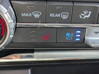 Ford F-150 2022 4x4 Lariat 4p SuperCrew 5.5 ft. SB