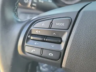 Hyundai VENUE 2021 SEL 4p Crossover