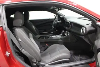 Chevrolet Camaro 2022 LT 2dr Coupe con 1LT