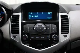 Chevrolet Cruze 2012 LS 4p Sedan