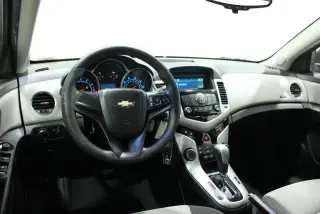 Chevrolet Cruze 2012 LS 4p Sedan