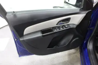 Chevrolet Cruze 2012 LS 4p Sedan