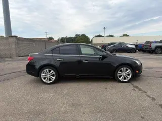 Chevrolet Cruze 2013 LTZ Auto 4p Sedan con 1SJ