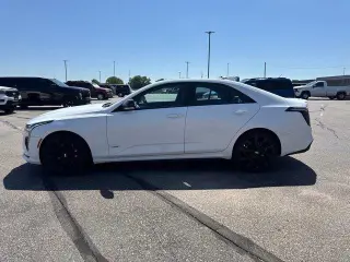 Cadillac CT4-V 2025 AWD 4p Sedan