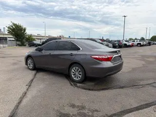 Toyota Camry 2016 XLE 4p Sedan