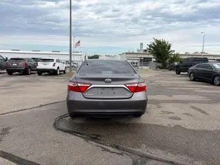 Toyota Camry 2016 XLE 4p Sedan