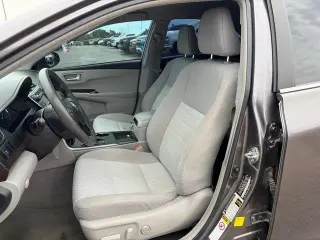 Toyota Camry 2016 XLE 4p Sedan