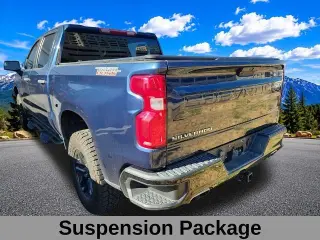 Chevrolet Silverado 1500 Limited 2022 4x4 Custom Trail Boss 4p Cab Crew 5.8 ft. SB
