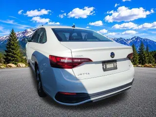Volkswagen Jetta 2023 SE 4p Sedan