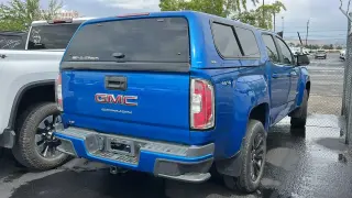 GMC Canyon 2022 4x4 Elevation 4p Camioneta Cabina Doble 5 pies de caja larga