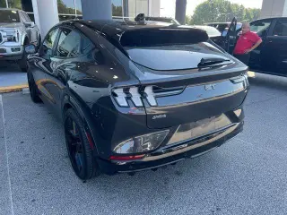 Ford Mustang Mach-E 2022 AWD GT 4p SUV