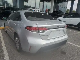 Toyota Corolla 2025 SE 4p Sedan