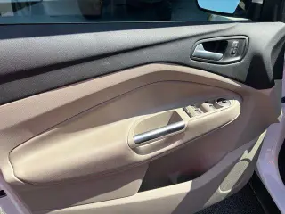 Ford Escape 2019 SE 4p SUV