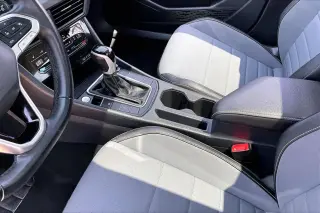 Volkswagen Jetta 2025 SE 4p Sedan