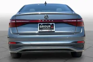 Volkswagen Jetta 2025 SE 4p Sedan
