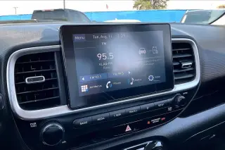 Hyundai VENUE 2024 SEL 4dr Crossover