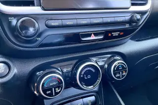 Hyundai VENUE 2024 SEL 4dr Crossover