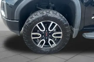 GMC Sierra 1500 2019 4x4 AT4 4p. Cabina Tripla Standard