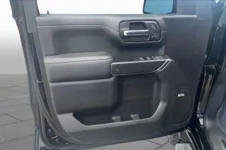 GMC Sierra 1500 2019 4x4 AT4 4p. Cabina Tripla Standard