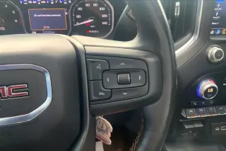GMC Sierra 1500 2019 4x4 AT4 4p. Cabina Tripla Standard