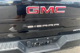 GMC Sierra 1500 2019 4x4 AT4 4p. Cabina Tripla Standard