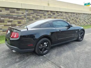 Ford Mustang 2010 GT Premium 2p Fastback