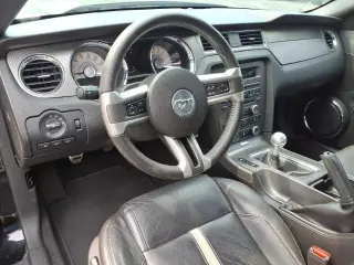 Ford Mustang 2010 GT Premium 2p Fastback