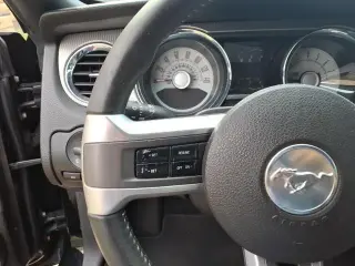 Ford Mustang 2010 GT Premium 2p Fastback